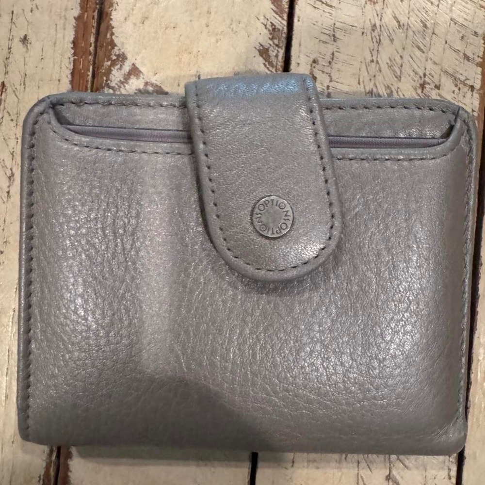 Options by Buxton Gray Leather Bifold Wallet Snap Closure ID Window Coin Pocket